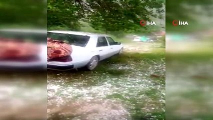 Şiddetli sağanak ve dolu yağışı sonrası yollar göle döndü