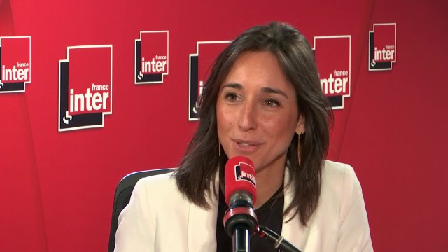 La secrétaire d'État auprès du ministre de la Transition écologique, Brune Poirson, sur l'interdiction de détruire les produits non-alimentaires invendus : L'objectif de lutter contra la surproduction et de favoriser la solidarité
