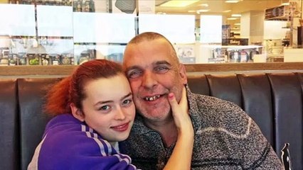 Cacciato di casa a 47 anni per avere una relazione con un’adolescente