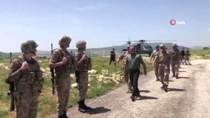 Tunceli'de Mehmetçiğe duygulandıran bayram sürprizi