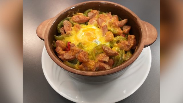 Rreze Dielli 5 Qershor 2019 Të Gatuajmë me Znj Vjollca P1 Tavë me perime dhe vezë