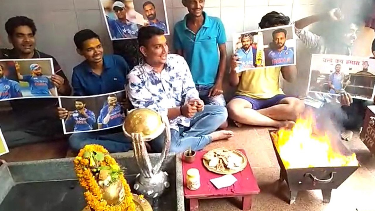 World Cup 2019 India vs South Africa: Virat Kohli के लिए दुआ India की जीत के लिए हवन| वनइंडिया हिंदी