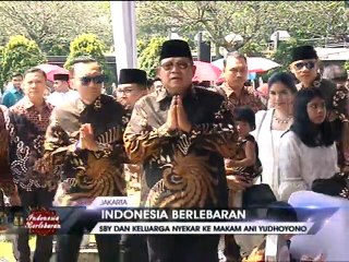 'Burung Terbang ke Surga' Makna Batik Pilihan Ani ke SBY