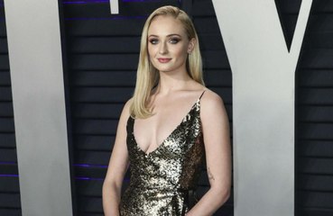 Sophie Turner has to say 'onions' whenever she walks over a drain