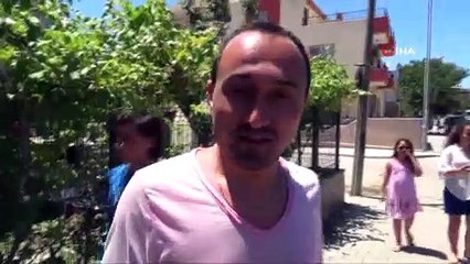 Ön kaputta sıkışan yavru kediyi itfaiye kurtardı