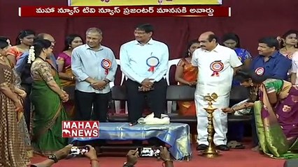 MAHAA NEWS Anchor Manasa Gets Best News Presenter Award _ MAHAA NEWS