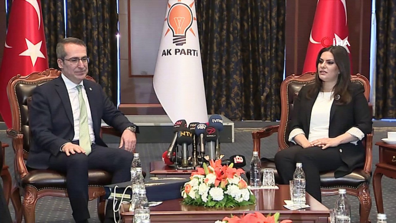 AK Parti'ye çiçekle gelen tek parti İYİ Parti oldu