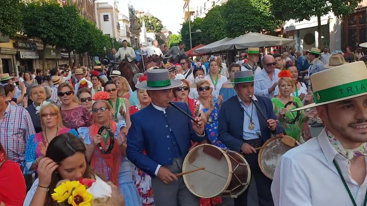 Salida de la hermandad del Rocío de Triana 2019