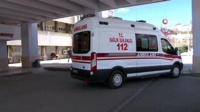 Evini bastığı çifti pompalı tüfekle vurdu