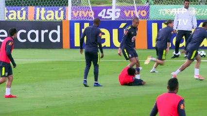 Ofuscado por Neymar, Brasil encara Catar