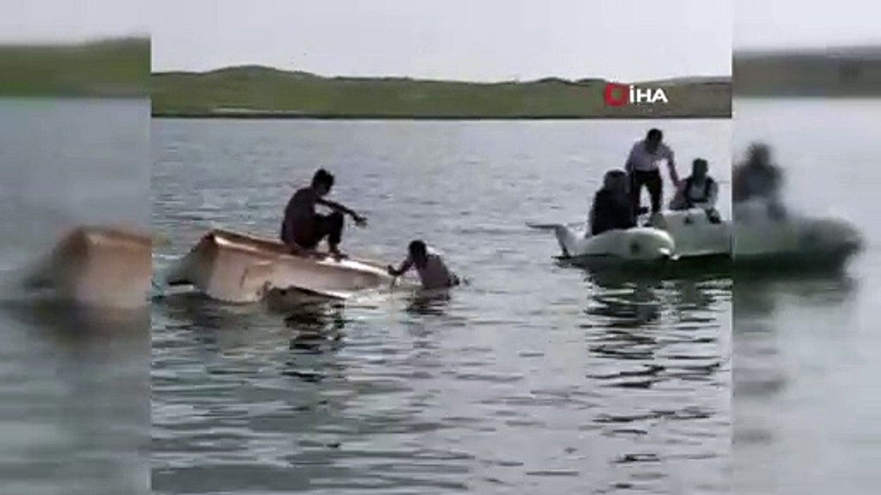 Kiraladığı su bisikleti alabora oldu, dakikalarca kurtarılmayı bekledi