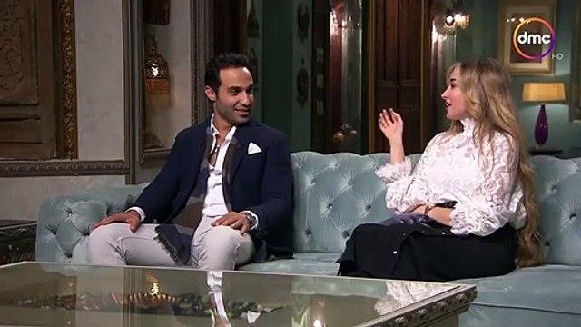 أحمد فهمي يحكي موقف كوميدي عن زوجته .. -هنا الزاهد لما بتغير بتتحول وصوتها بيتغير