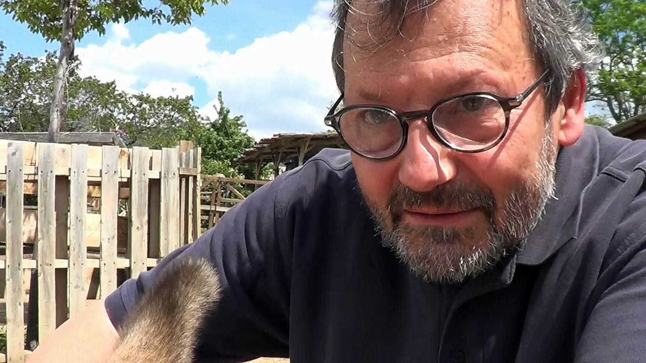 L'Homme qui Murmurait à l'Oreille des Ânons