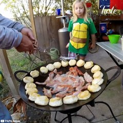 How to make breakfast Discada Texas style!