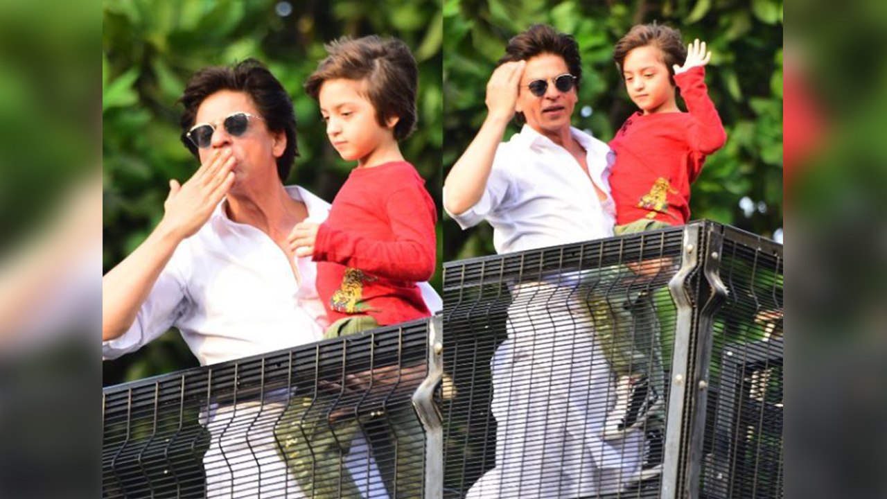 Shahrukh Khan wishes Eid Mubarak to his fans outside Mannat With AbRam; Watch video | FilmiBeat