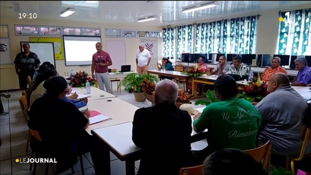 Rencontre - formation des maires des Australes à Rurutu