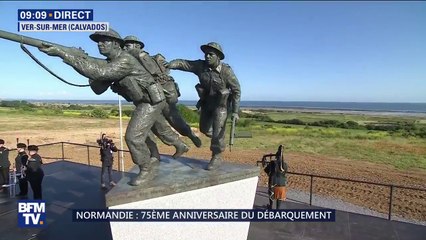 D-Day: un joueur de cornemuse conclut l'inauguration du mémorial britannique à Ver-sur-Mer