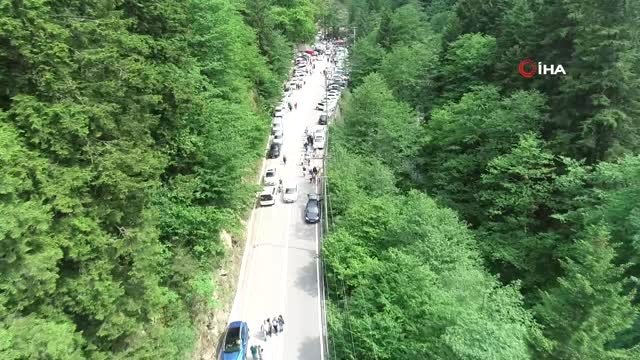 Sümela Manastırı bayramda doldu, taştı