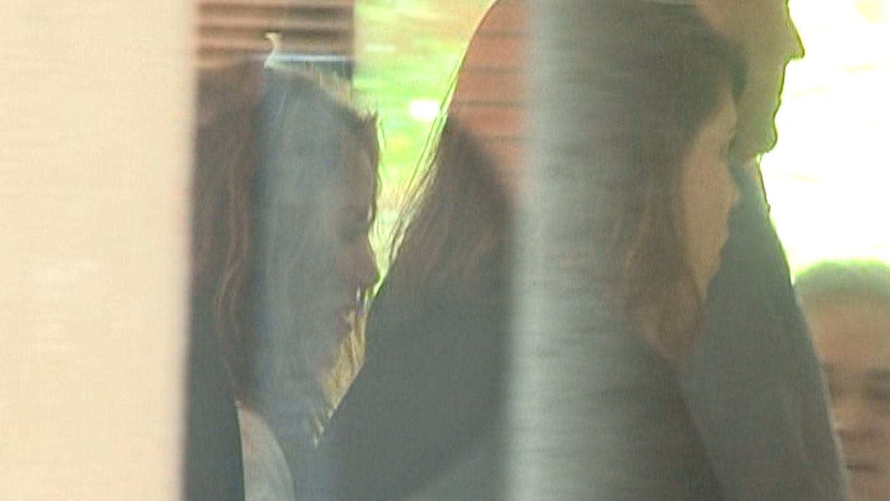 Shakira sale de declarar de los juzgados de Esplugues