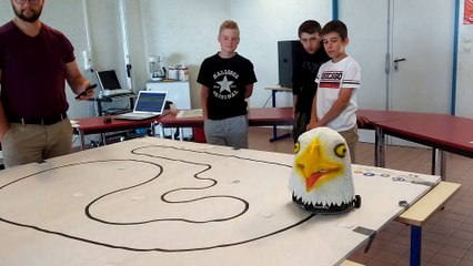 Les phases qualificatives du concours technobot au lycée Pierre Mendès France d'Épinal