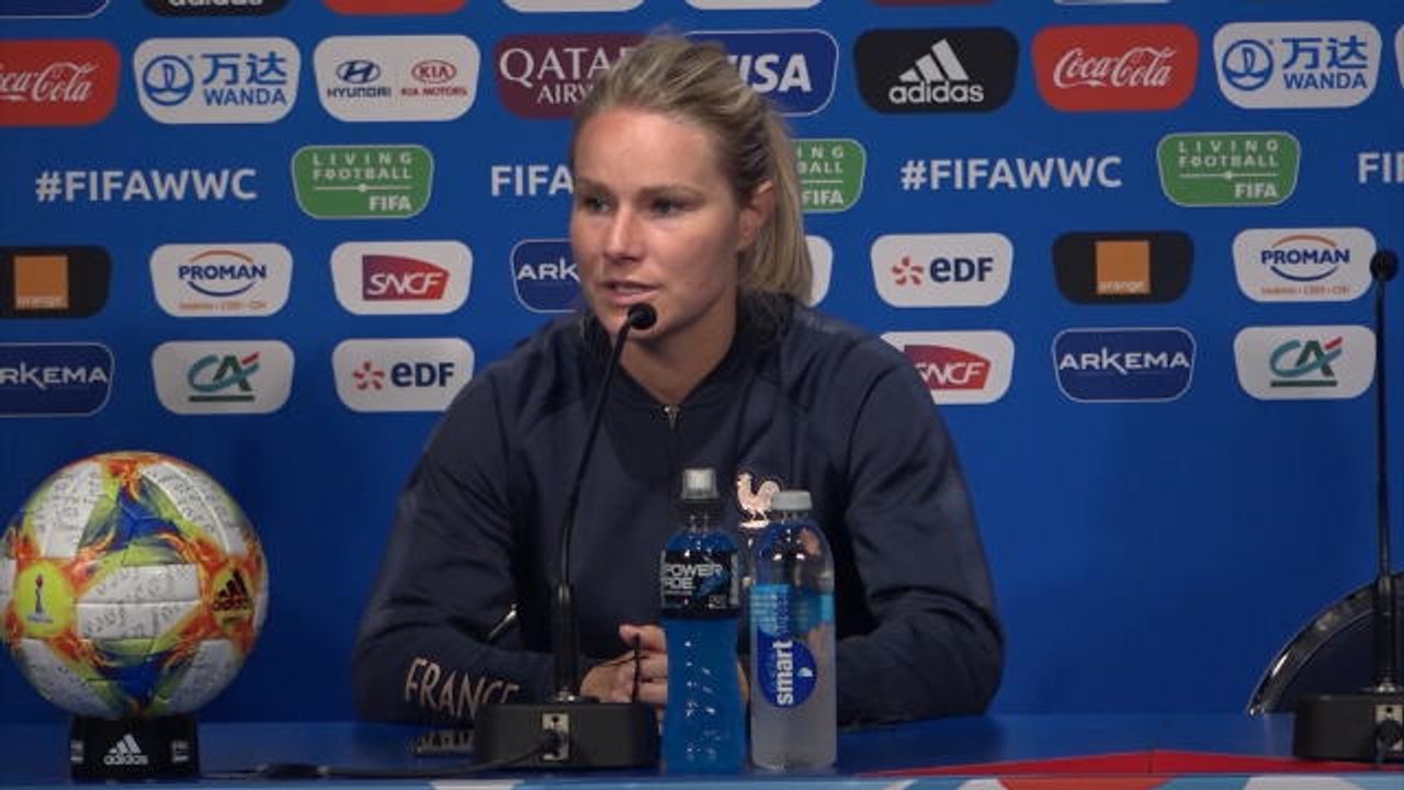Bleues - Henry : “Un rêve et une pression positive”