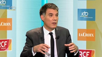 Macron, un Dracula  qui mène la politique d’Alain Juppé