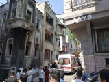 Beyoğlu'nda bir kadın 3 katlı binadan atlayarak intihar etti