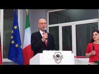 Tải video: RTV Ora - Ambasadori italian: 20 mln euro presin Shqipërinë, presim angazhimin e qeverisë shqiptare