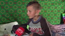 RTV Ora - Jeta në çadër e kasolle, fëmijët bëjnë detyrat nën kushte të vështira