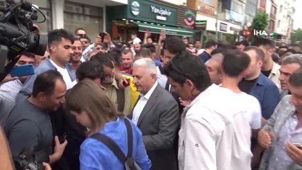 Binali Yıldırım Sur ilçesinde esnafı ziyaret etti