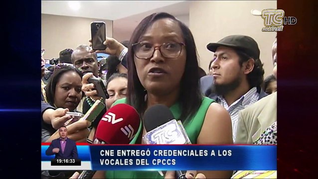 CNE entregó credenciales a los vocales de CPCCS