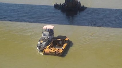 어제 한국인 2명 수습...'플로팅 도크' 인양 검토 / YTN