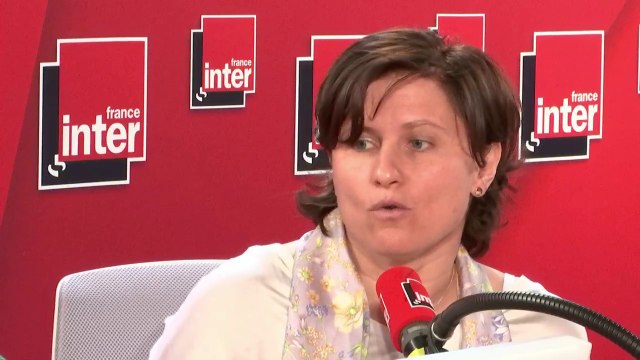 Roxana Maracineanu : Pour que ça marche, il ne faut surtout pas que les joueuses sachent qu'on attent tout ça d'elles, qu'elles ne se sentent pas les ambassadrices d'une cause