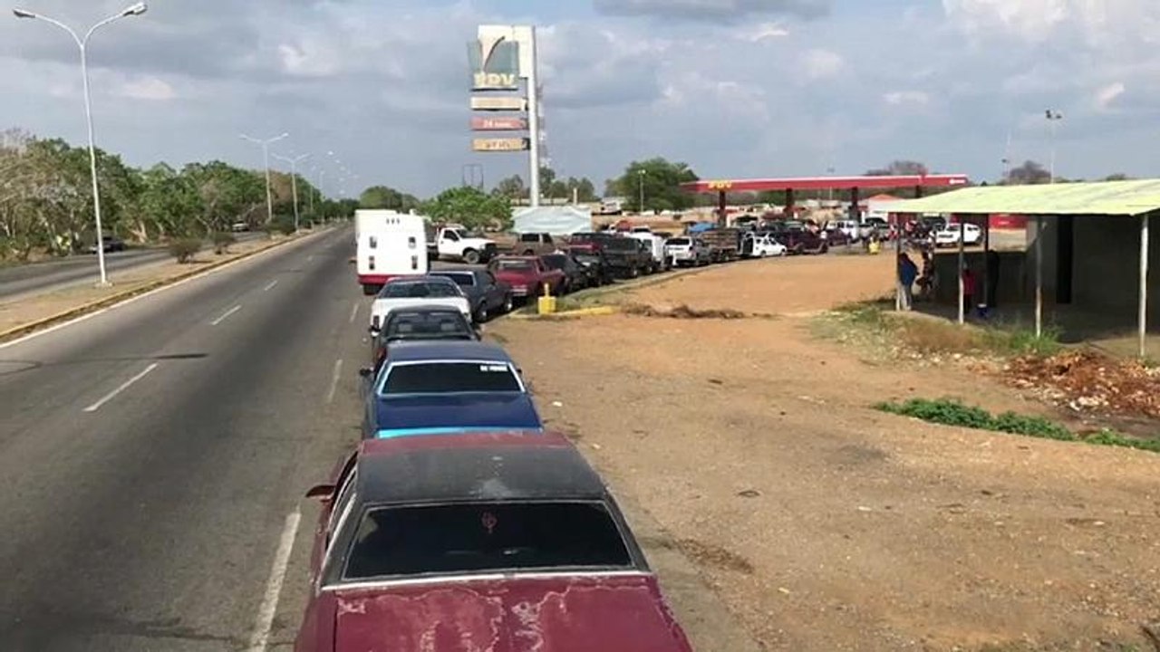 Kein Benzin mehr im Öl-Land Venezuela