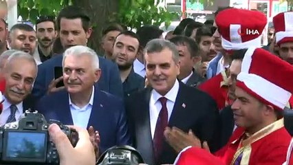 Binali Yıldırım’dan ‘Urfalıyam ezelden’ türküsü