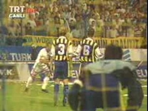 GALATASARAY - Georges Hagi Scores Magnificent Goal