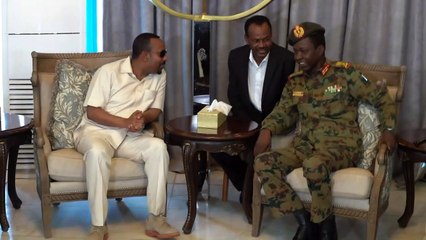 Primeiro-ministro etíope tenta mediar crise no Sudão