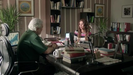 سمر بتحاول تبرر موقفها لعلاء بعد اللي حصل!