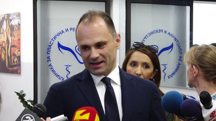 Debat për t’i bindur prindërit për vaksinimin e fëmijëve