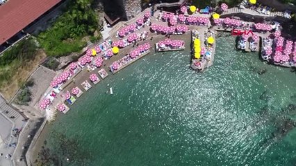 ANTALYA Tatilciler deniz ve güneşin keyfini çıkardı