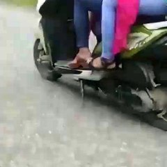 Didi , fix your bike's stand and she stands up... HEHEHEHE