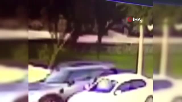 Başakşehir'de güpegündüz otomobilin içinden çantayı böyle çaldılar