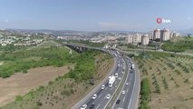 Kocaeli'de dönüş yoğunluğu trafiği kilitledi...Trafiğin son durumu havadan görüntülendi