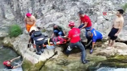 Tabiat parkında ayağı kırılan tatilciyi AFAD ekipleri kurtardı