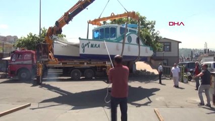 ZONGULDAK 3 ARKADAŞ BİR ARAYA GELİP YAPTIĞI TEKNE SUYA İNDİRİLDİ