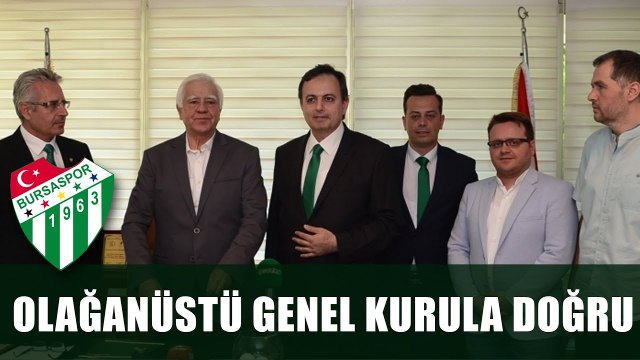 Denetleme Kurulu Bağımsız Adayı Tayfur Serdar Güllülü Başvuru Dilekçesini Divan Kurulu'na Sunuyor.