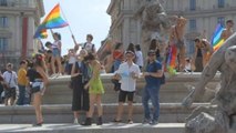 Cientos de homosexuales critican a Salvini y piden tolerancia en Italia