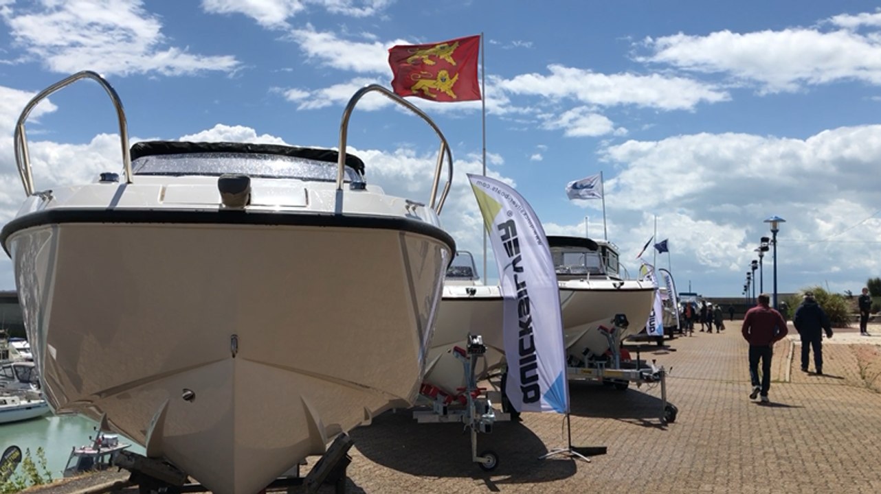 Des activités variées aux puces nautiques