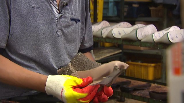 성수동 구두 장인들의 눈물... 기형적 유통구조 문제 / YTN