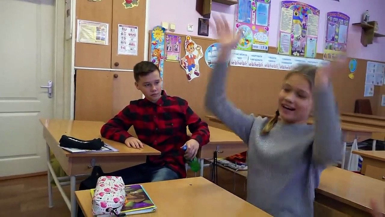ИГРА В БУТЫЛОЧКУ!!!ТУПЫЕ ЖЕЛАНИЯ!!!